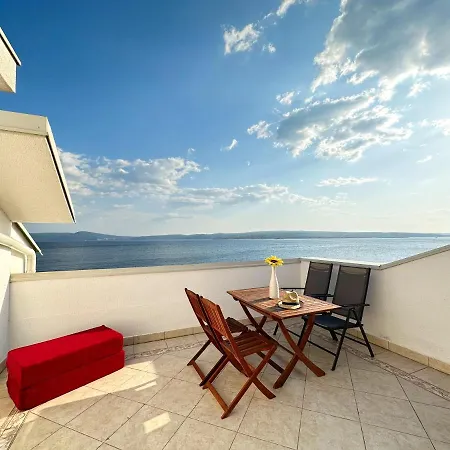 Apartment 2 *